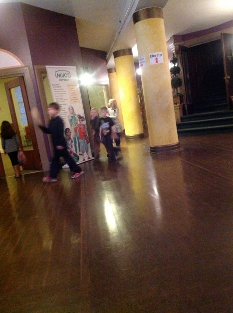 They were coming back from the greenroom where they have snack.